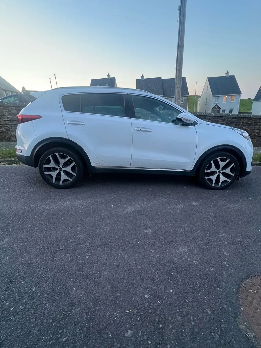 Kia Sportage - Image 1