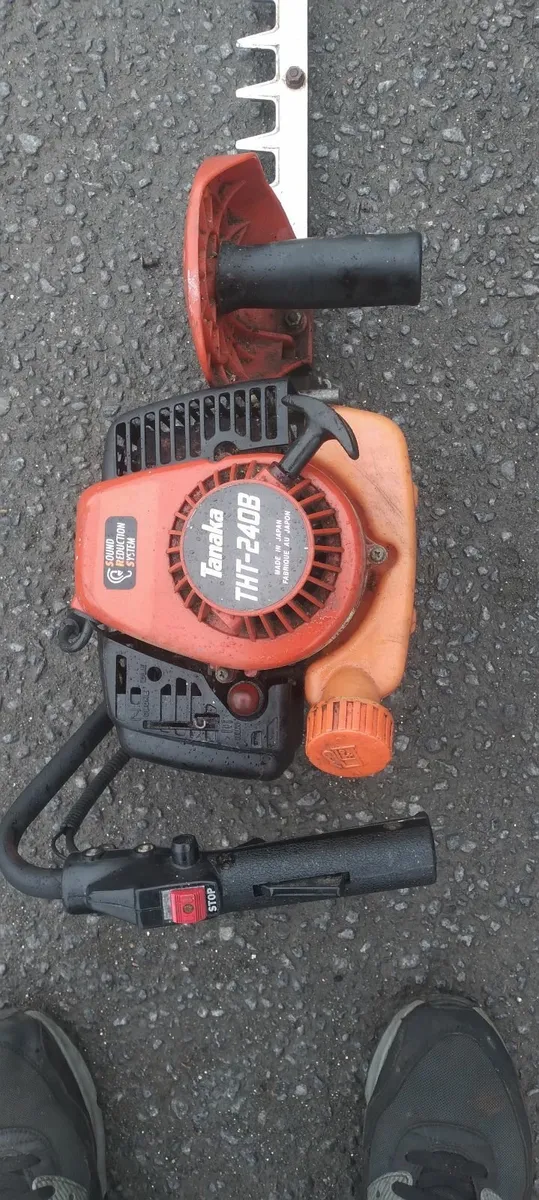 Tanaka THT 240B hedge strummers running well - Image 4