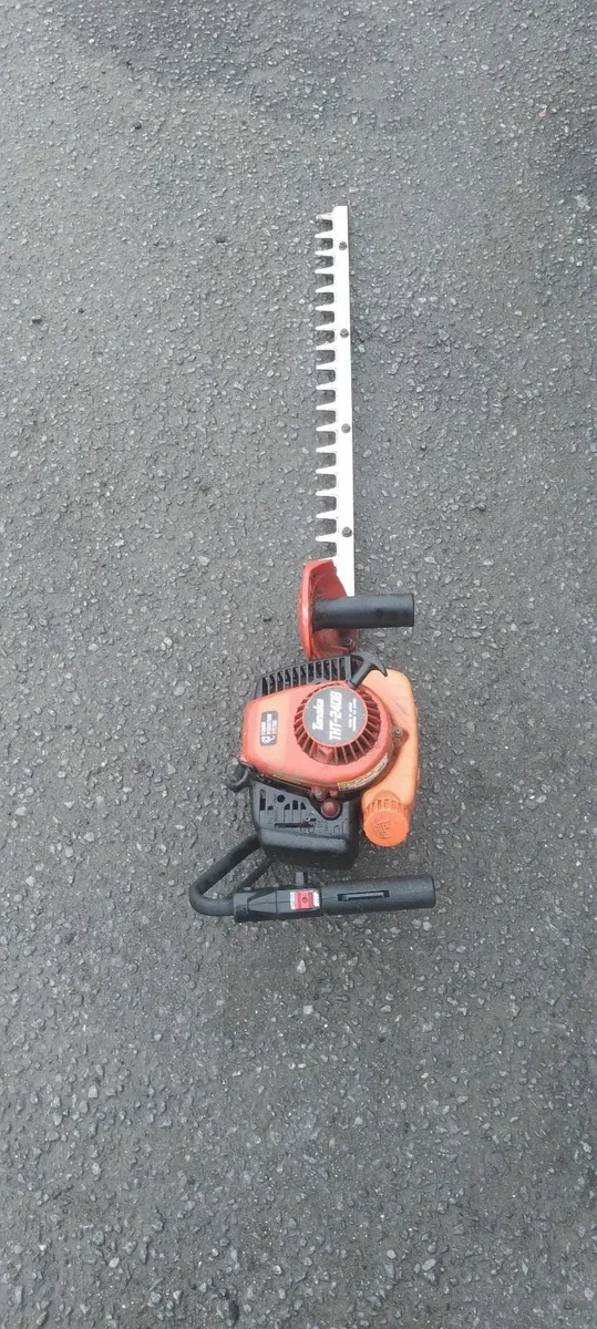 Tanaka THT 240B hedge strummers running well - Image 1