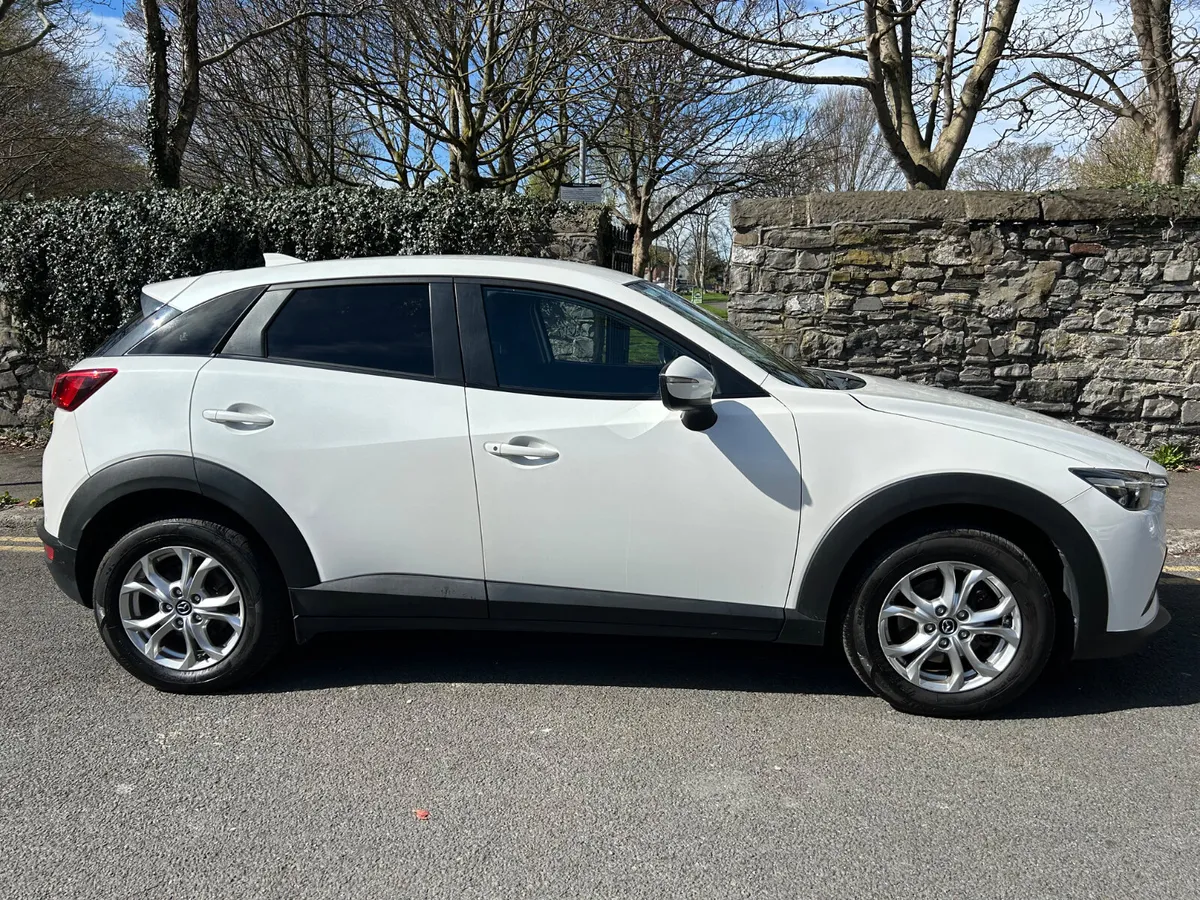 2018 MAZDA CX3 EXECUTIVE PETROL ONLY 43,000 MILES - Image 4