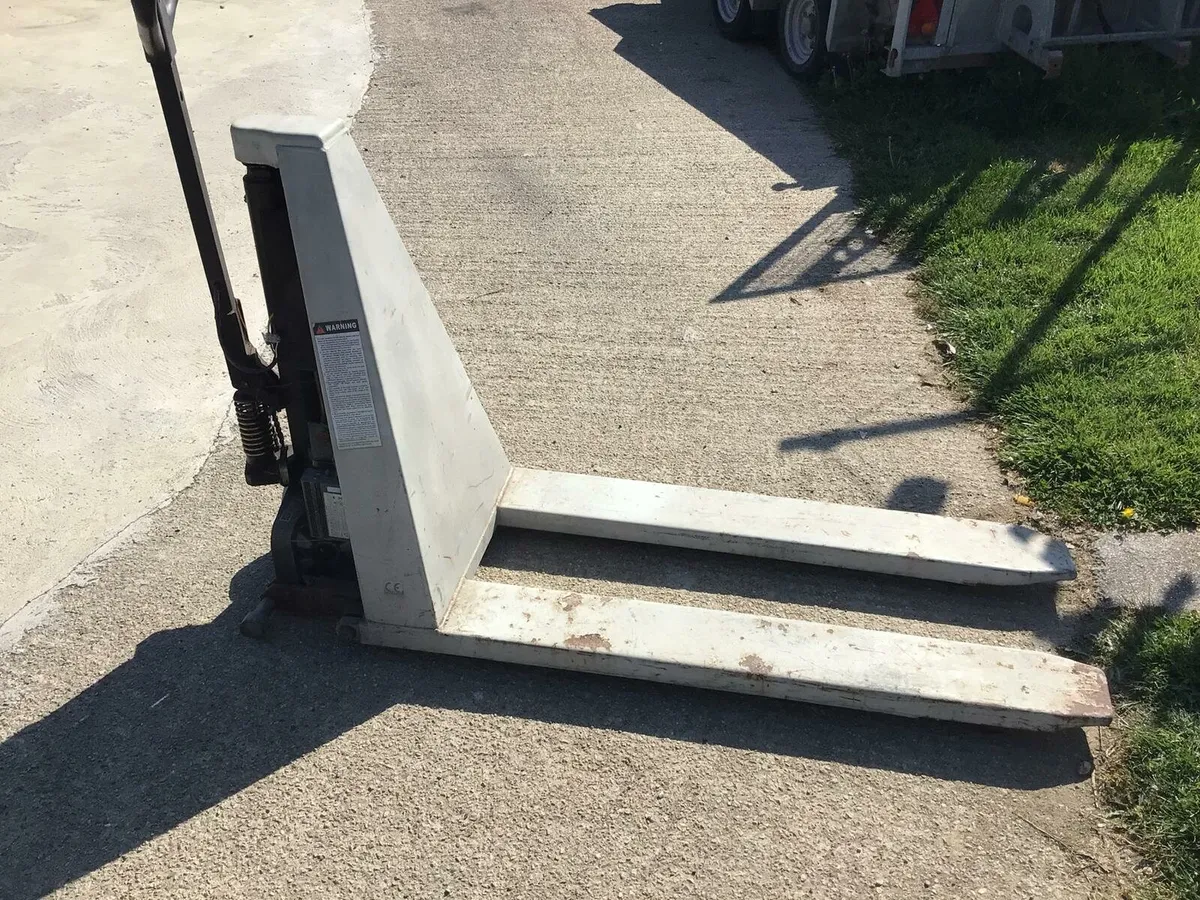 Pallet Truck - Image 3