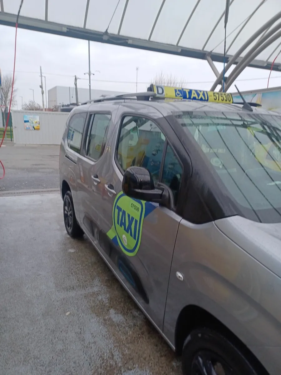 Citroen EBerlingo 2023 Rent to Buy. Plz read comme - Image 4