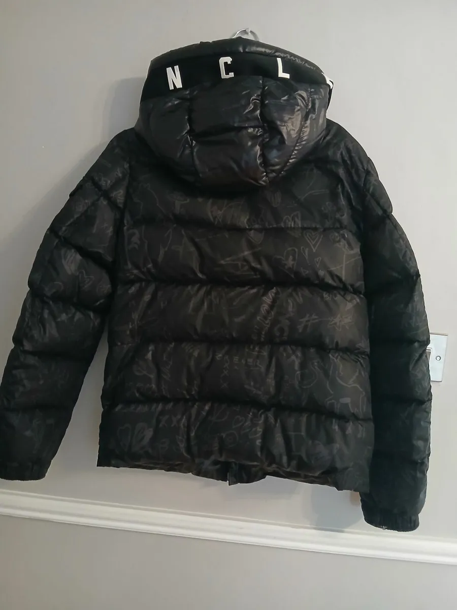 Moncler boys jacket - Image 2