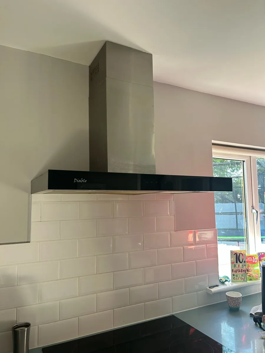 Double oven microwave hob and extractor - Image 3