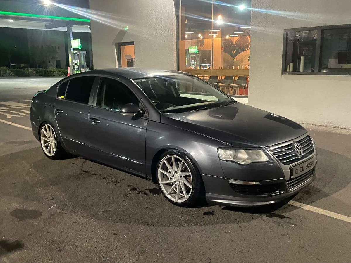 Volkswagen Passat 1.6 R line - Image 3