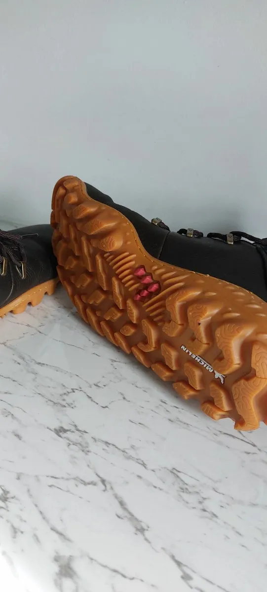 Vivobarefoot shoes - Image 3