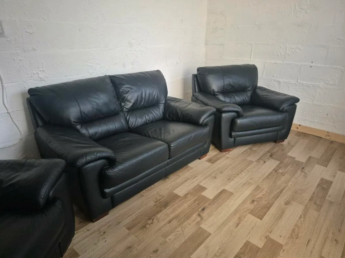 Leather suite,Dublin Delivery - Image 2