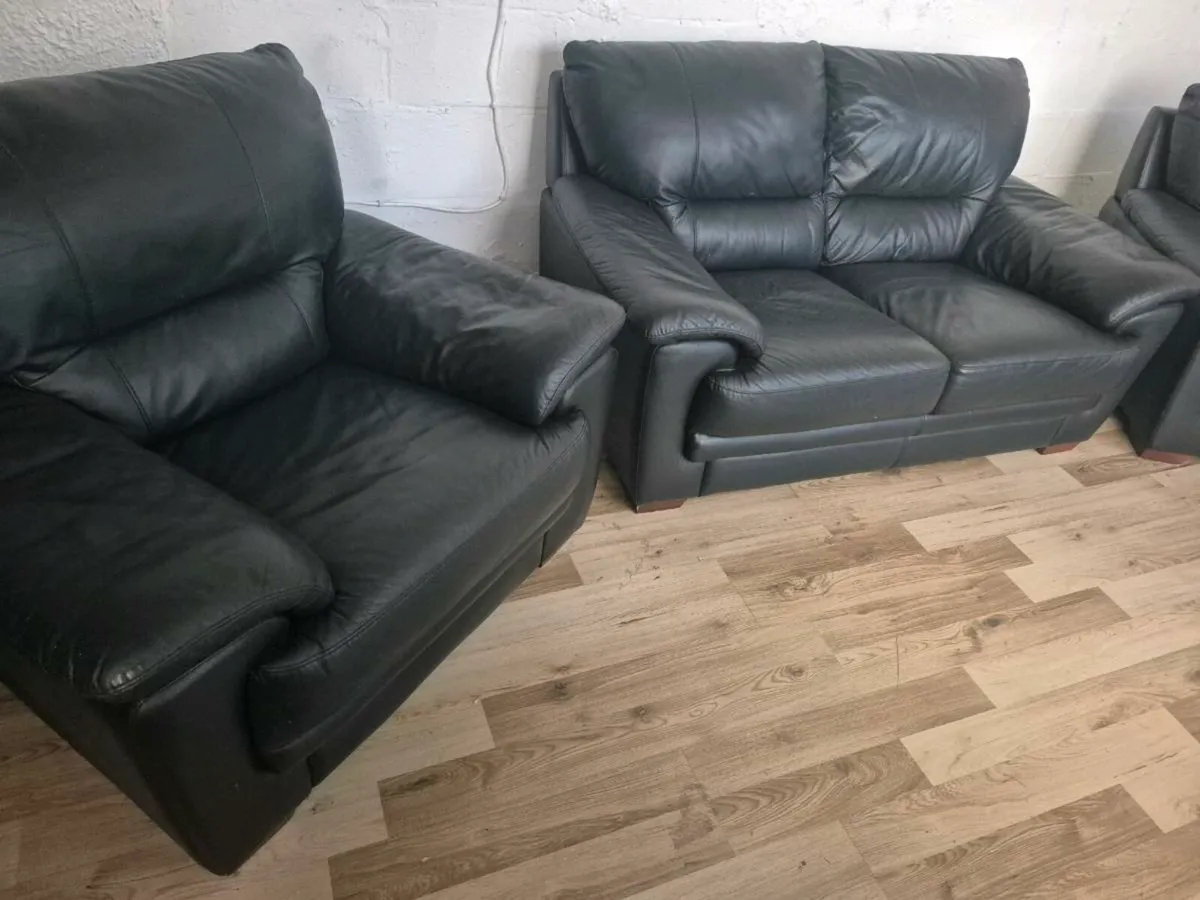 Leather suite,Dublin Delivery - Image 3
