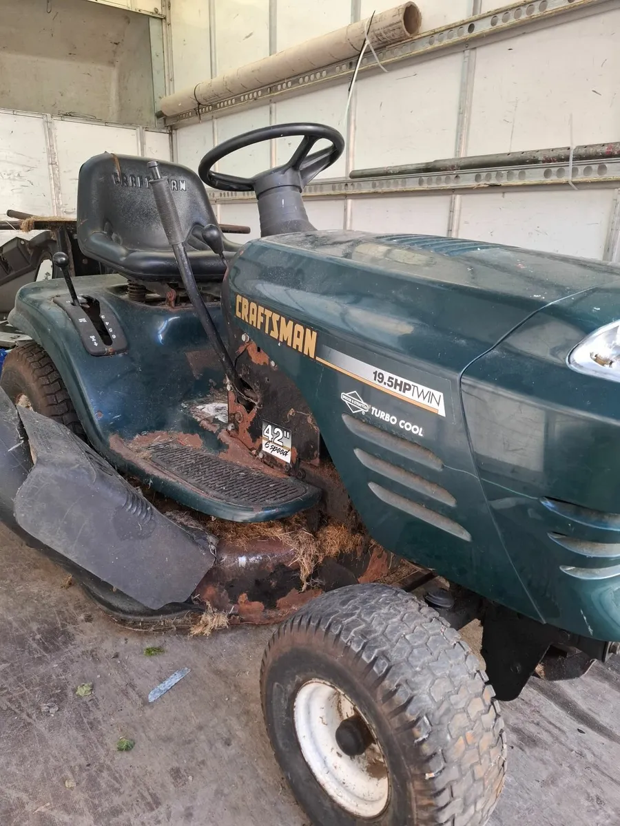 Ride on lawnmower - Image 2