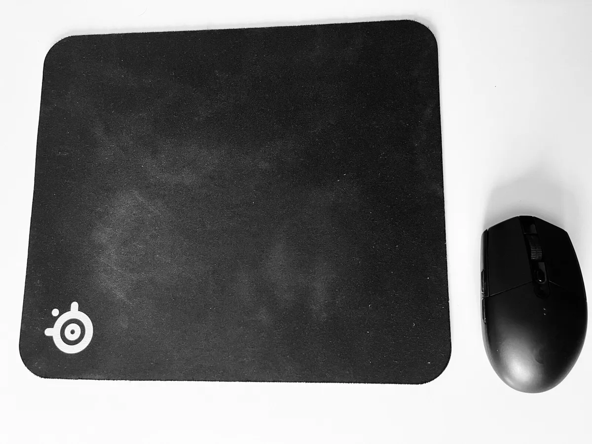 Stealseries QcK Medium Mousepad