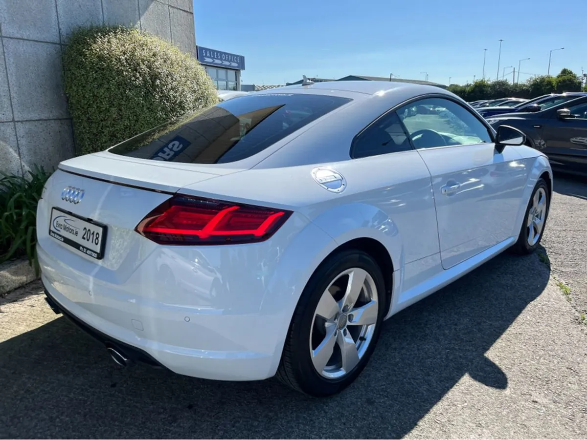 Audi TT Coupe Automatic 1.8 Petrol //low Miles// - Image 4