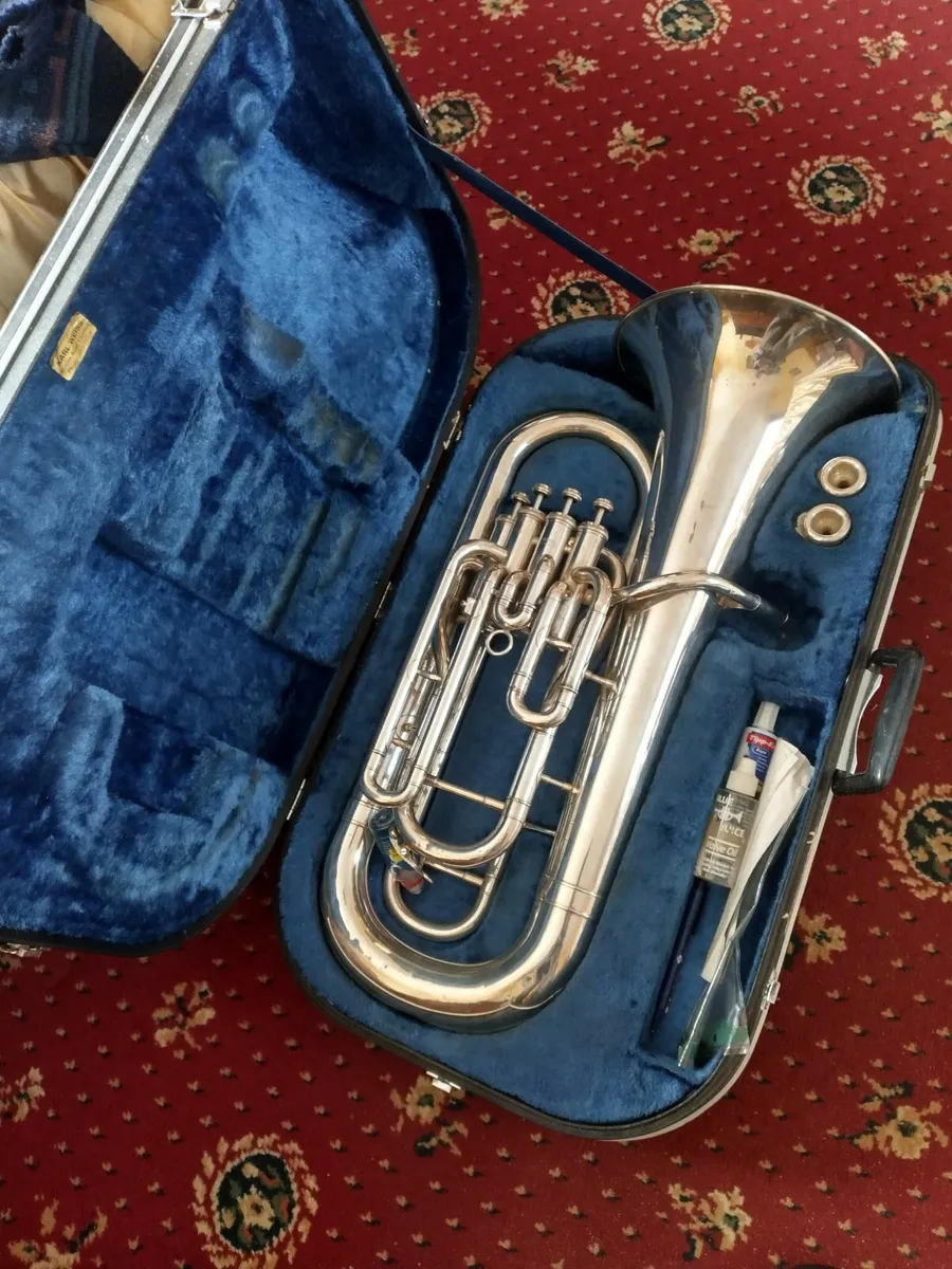 YAMAHA  Bb Euphonium - Image 1