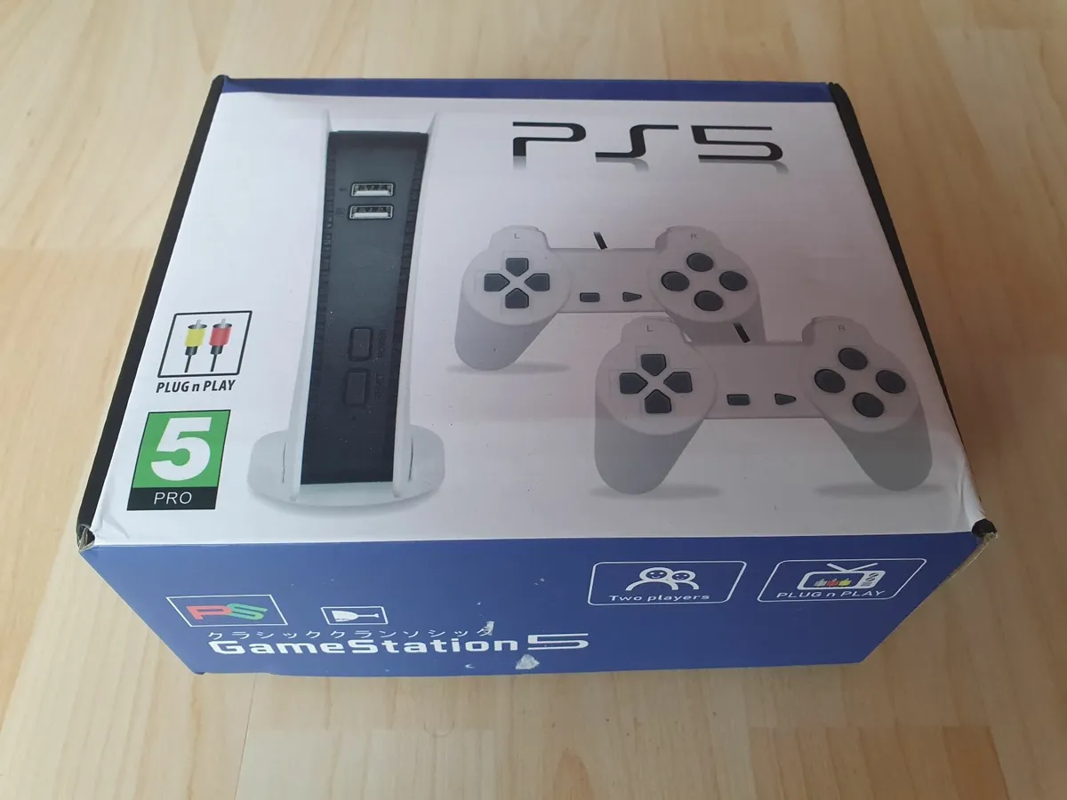 Retro Game Console