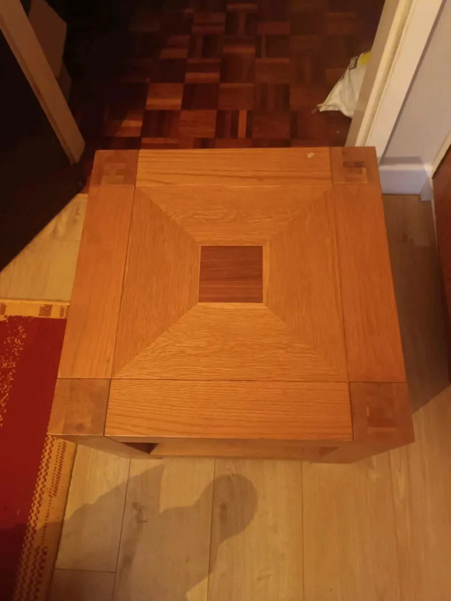 Side/Coffee Table - Image 1