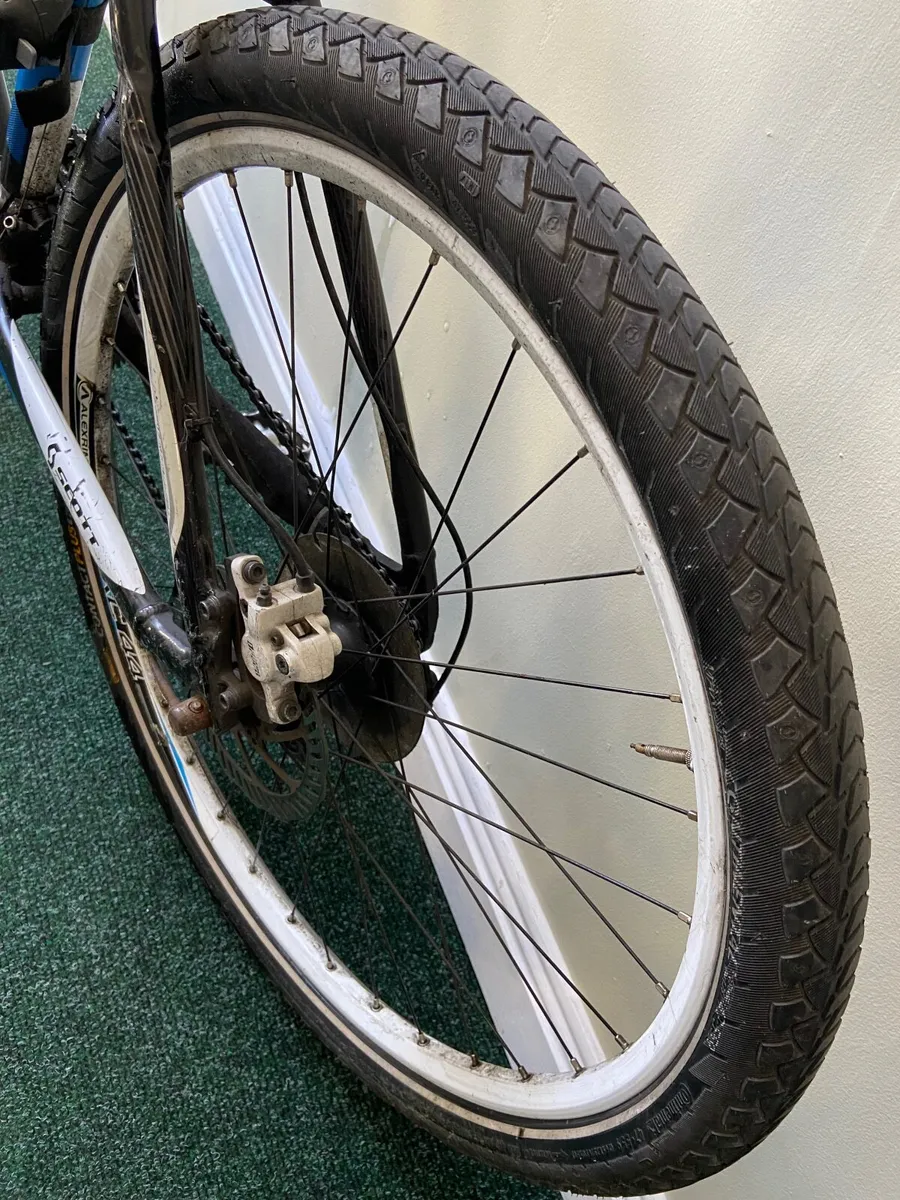 Scott Scale 80 Mountain Bike - Image 4