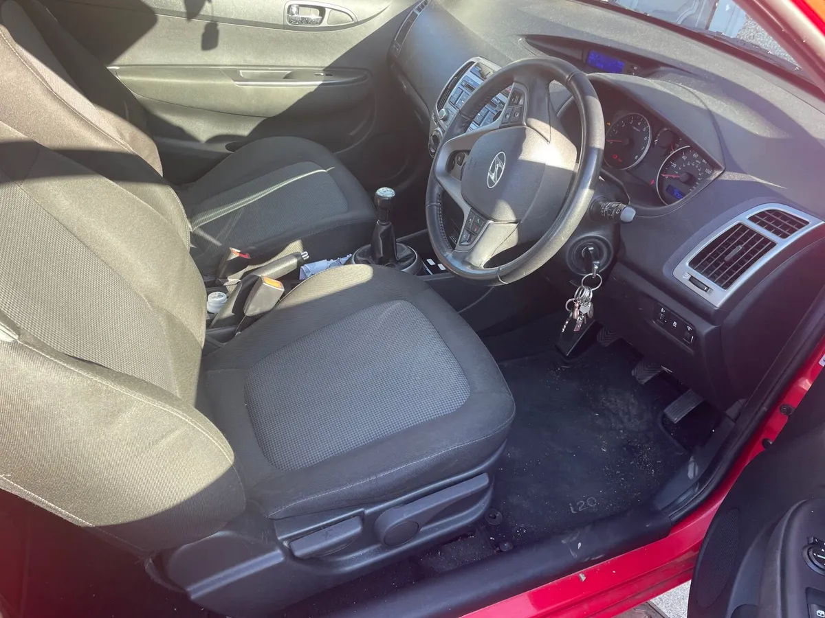 Hyundai i20 2013 - Image 3