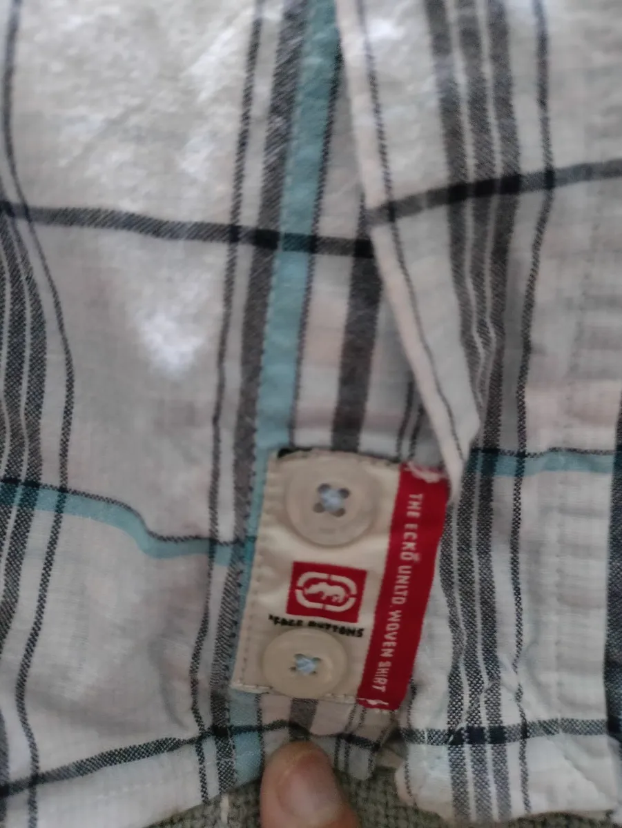 Marc Ecko Unltd S/S shirt M - Image 4