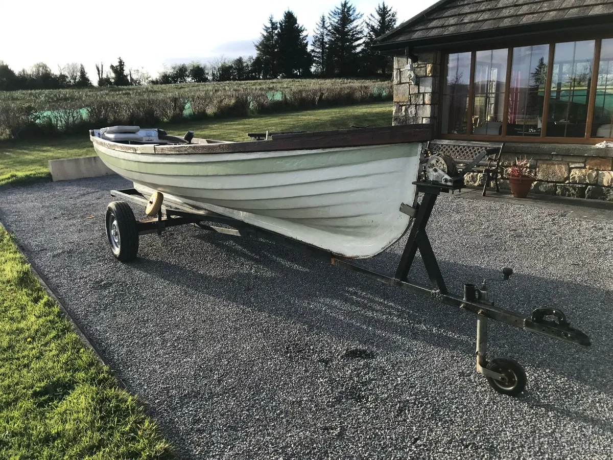 17ft Anglers Fancy with Trailer - Image 1