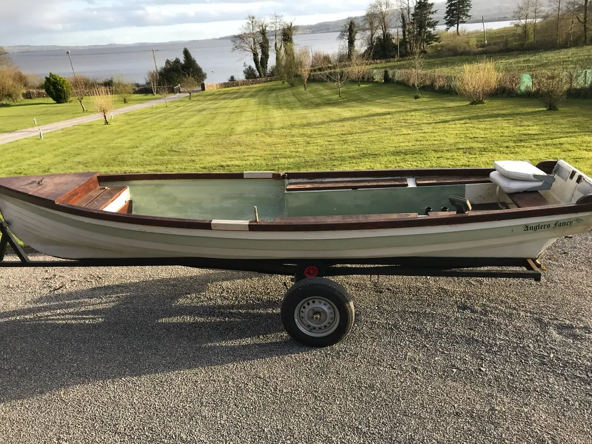 17ft Anglers Fancy with Trailer - Image 2