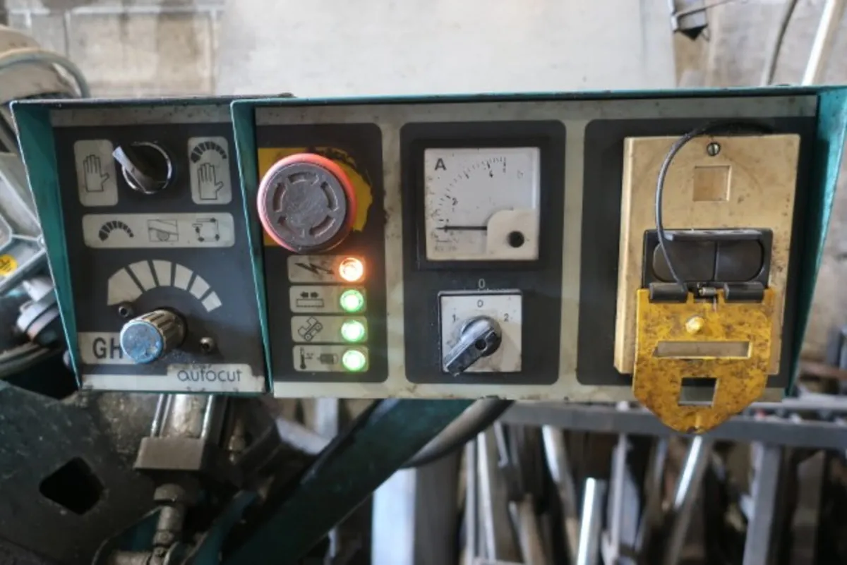 Autocut Mitre Bandsaw with Powerfix & Much More! - Image 3