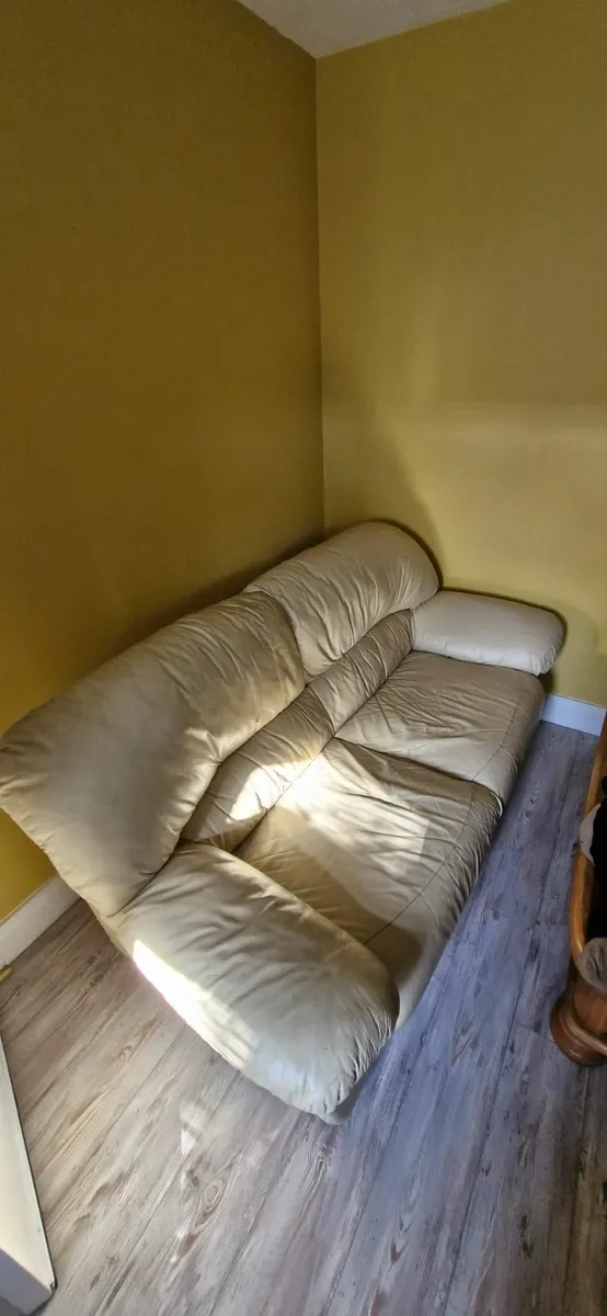 3 piece sofa set - Image 1