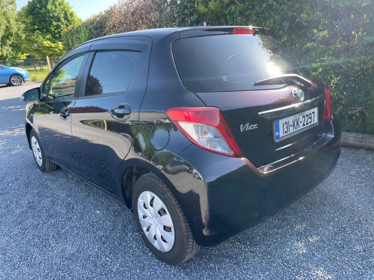 Toyota Vitz 2013 Automatic - Image 3