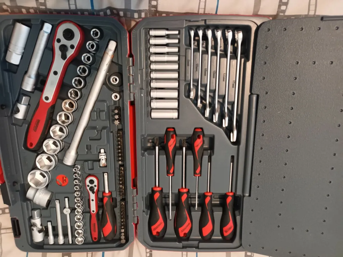 Teng 65pce Socket Spanner Screwdriver Set - Image 2