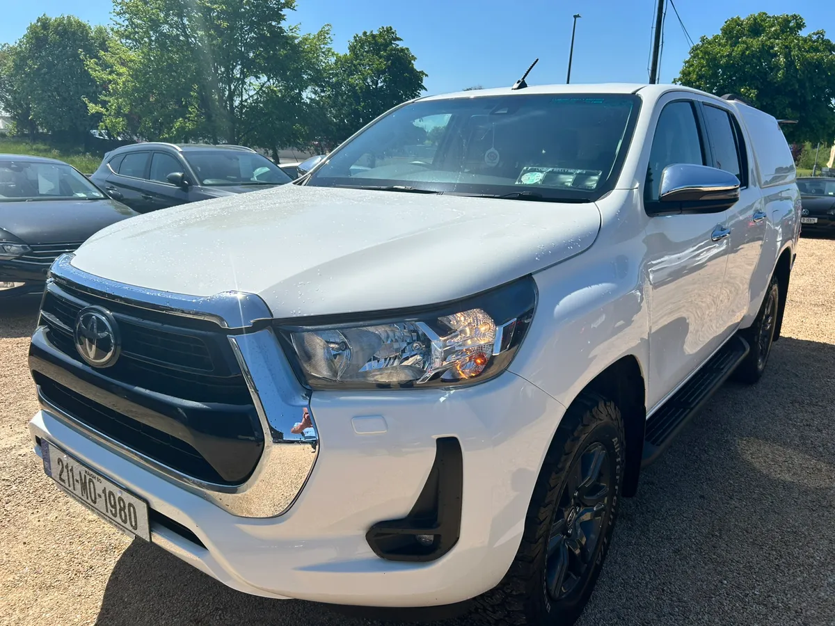 Toyota Hilux icon **price plus vat ** - Image 3