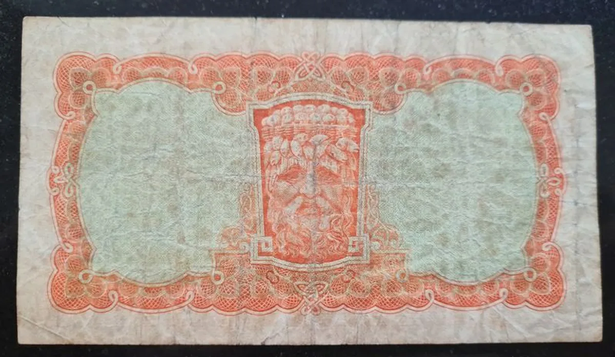 1944 Lady Lavery War Code 10 Shilling Banknote - Image 4