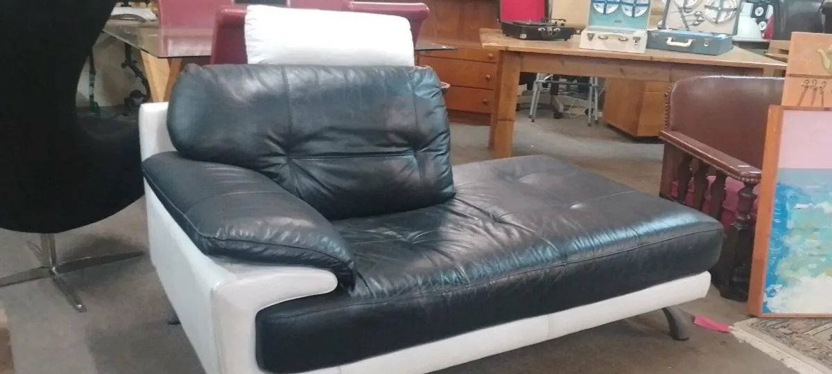 Modern Black And White Chaise Style Sofa - Image 2
