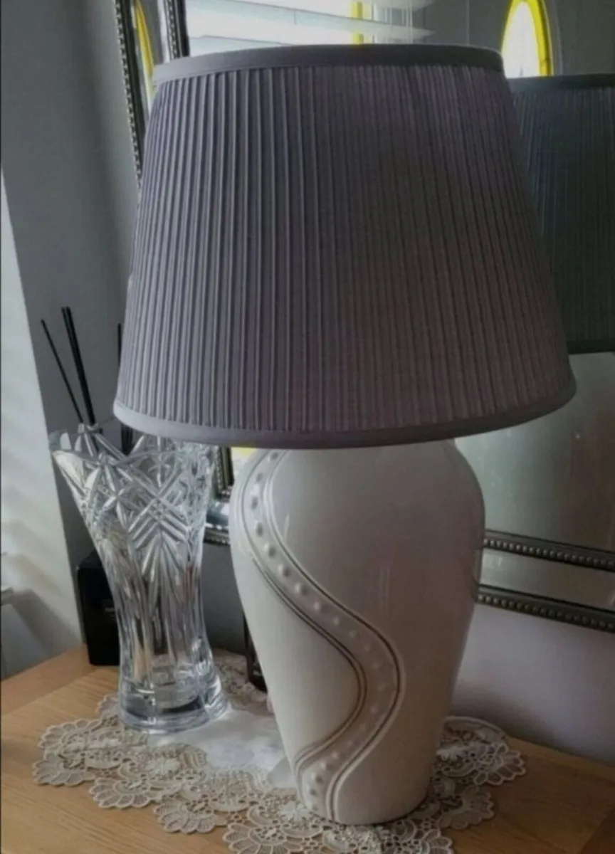 Brand New Ceramic  table Lamp.