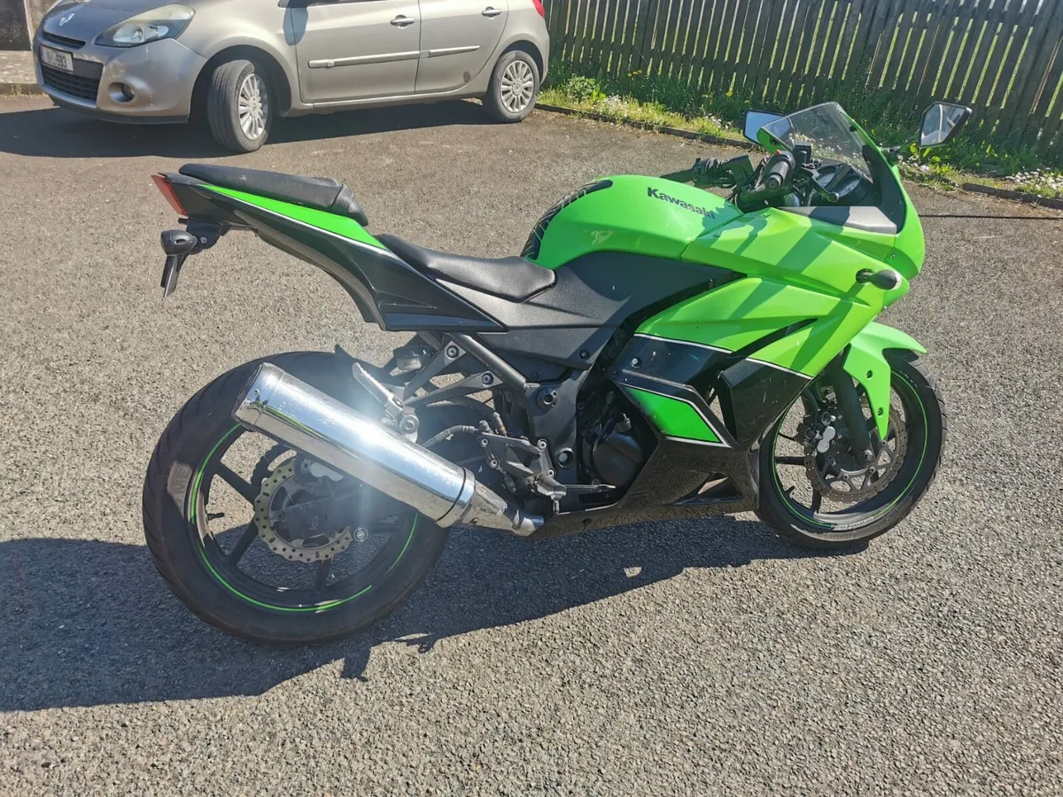 Kawasaki Ninja 250r - Image 3
