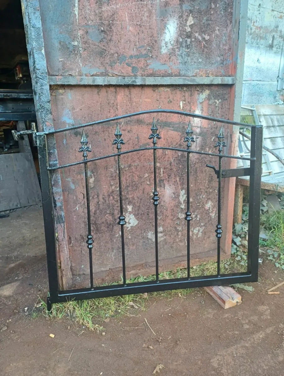 Gate for sale