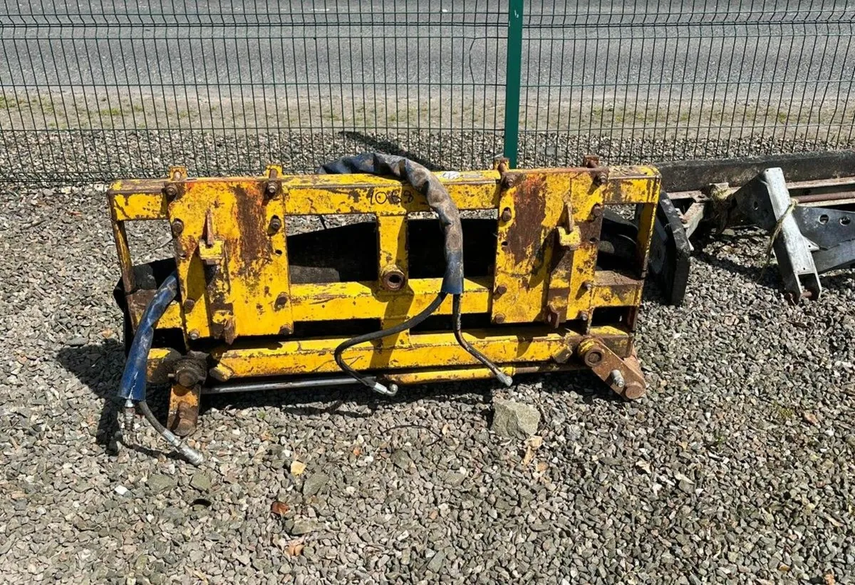 TWOSE ROUND BALE STACKER