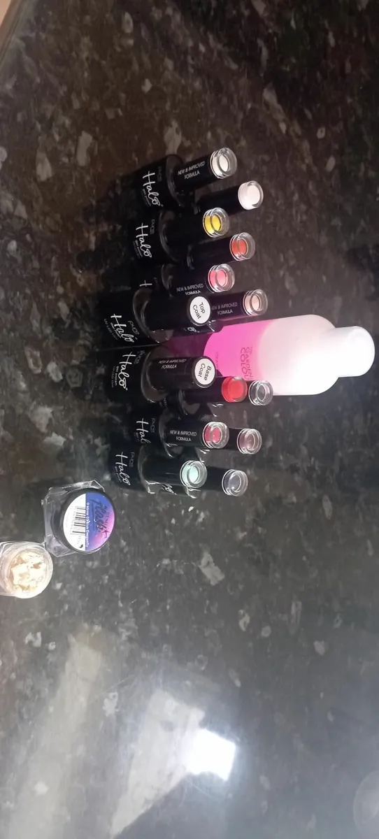 Gel Nail polish - Image 1