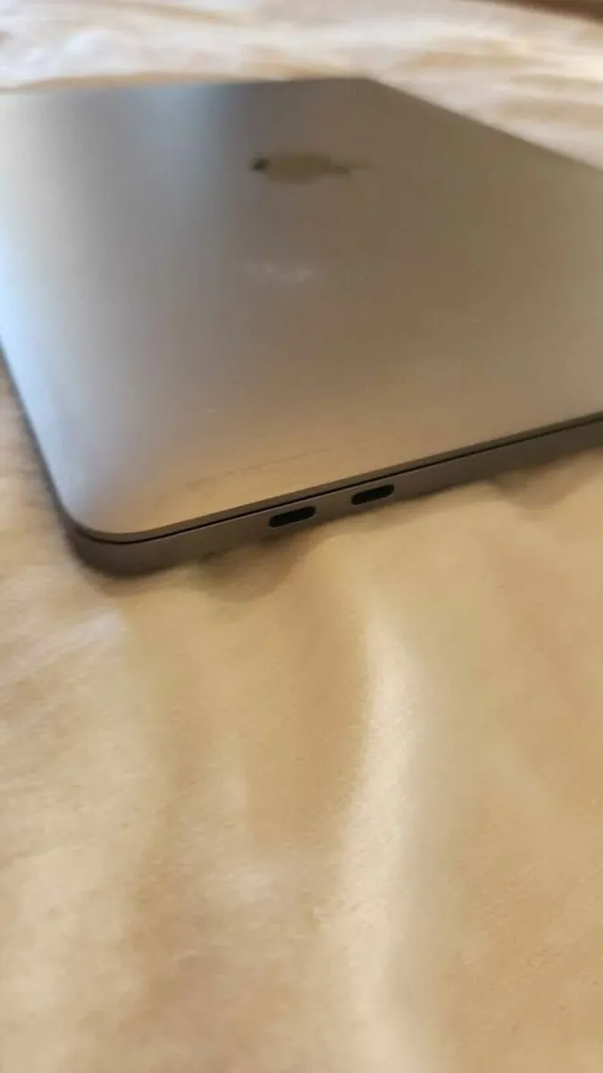 Apple Macbook Pro 13' (2016) I5 256gb Ssd 8gb Ram - Image 3