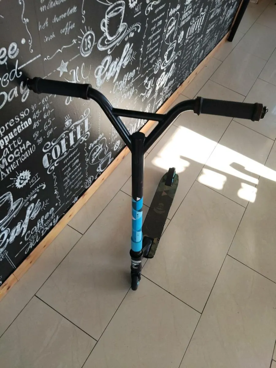 Scooter - Image 4