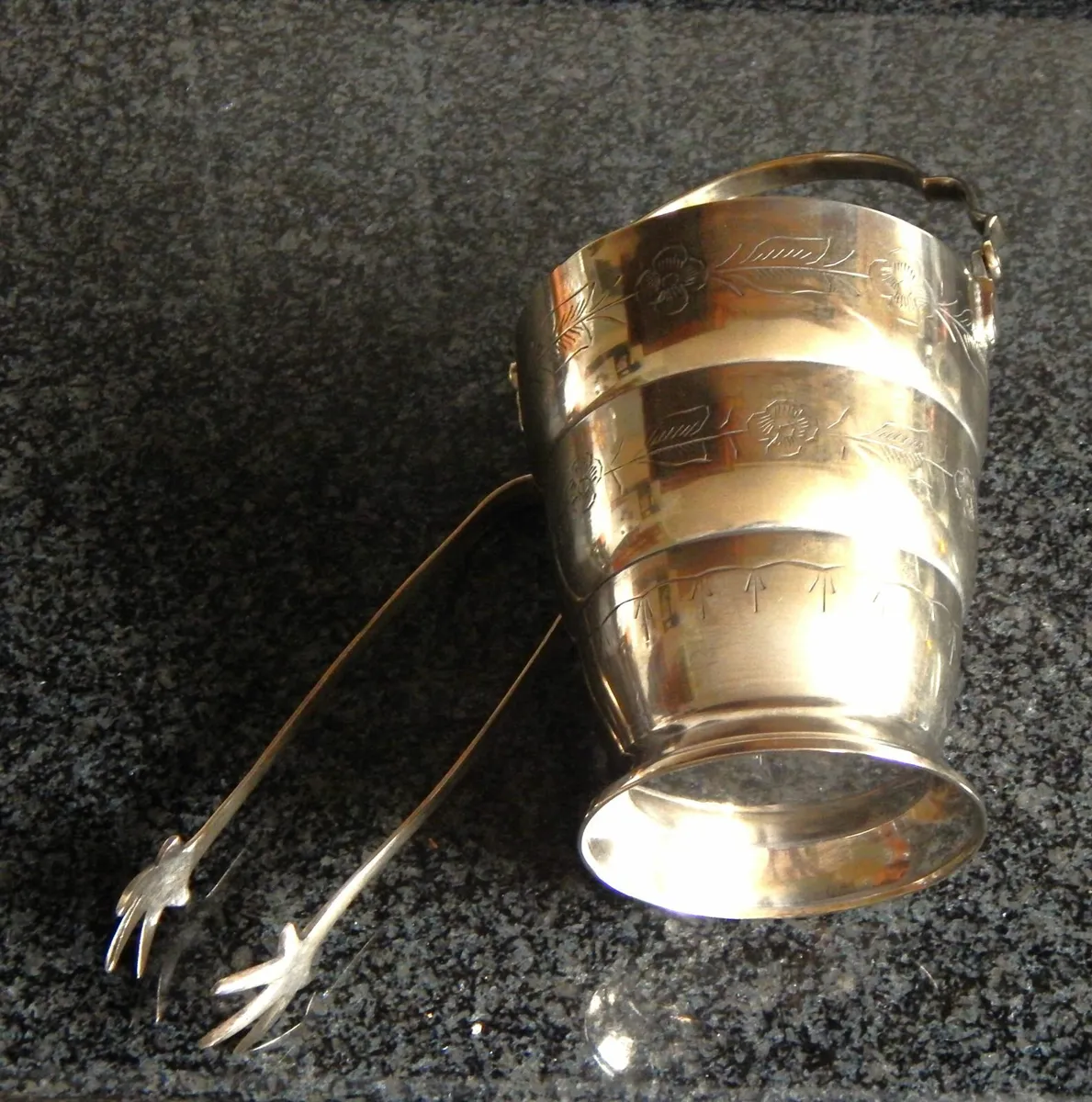Silver Plated Ice Bucket with Tongs - Image 3