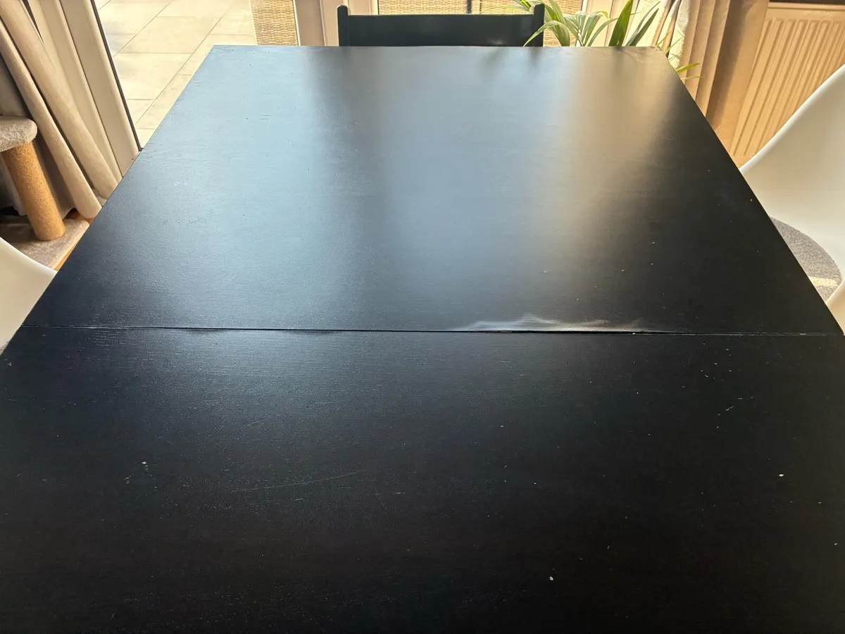 Free dining Table - Image 4