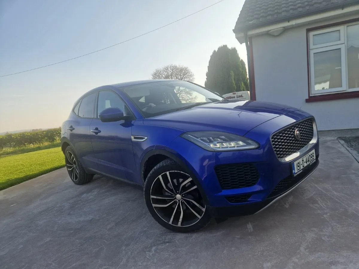 Jaguar E-Pace 2019 - Image 2