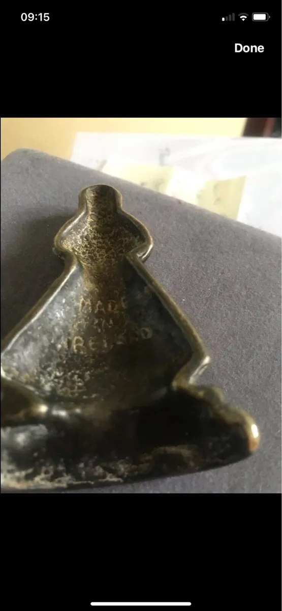 Vintage Brass Irish Colleen Display - Image 4