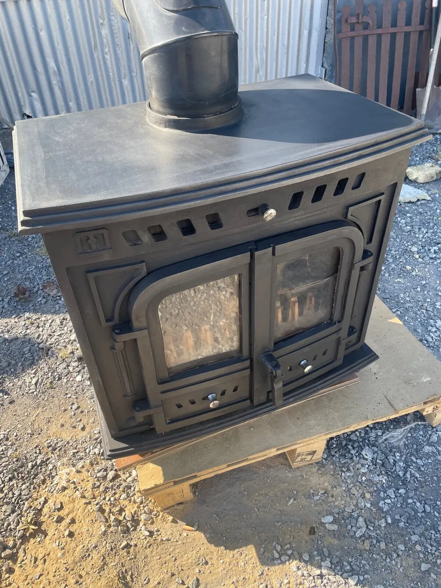 Stove - Image 4