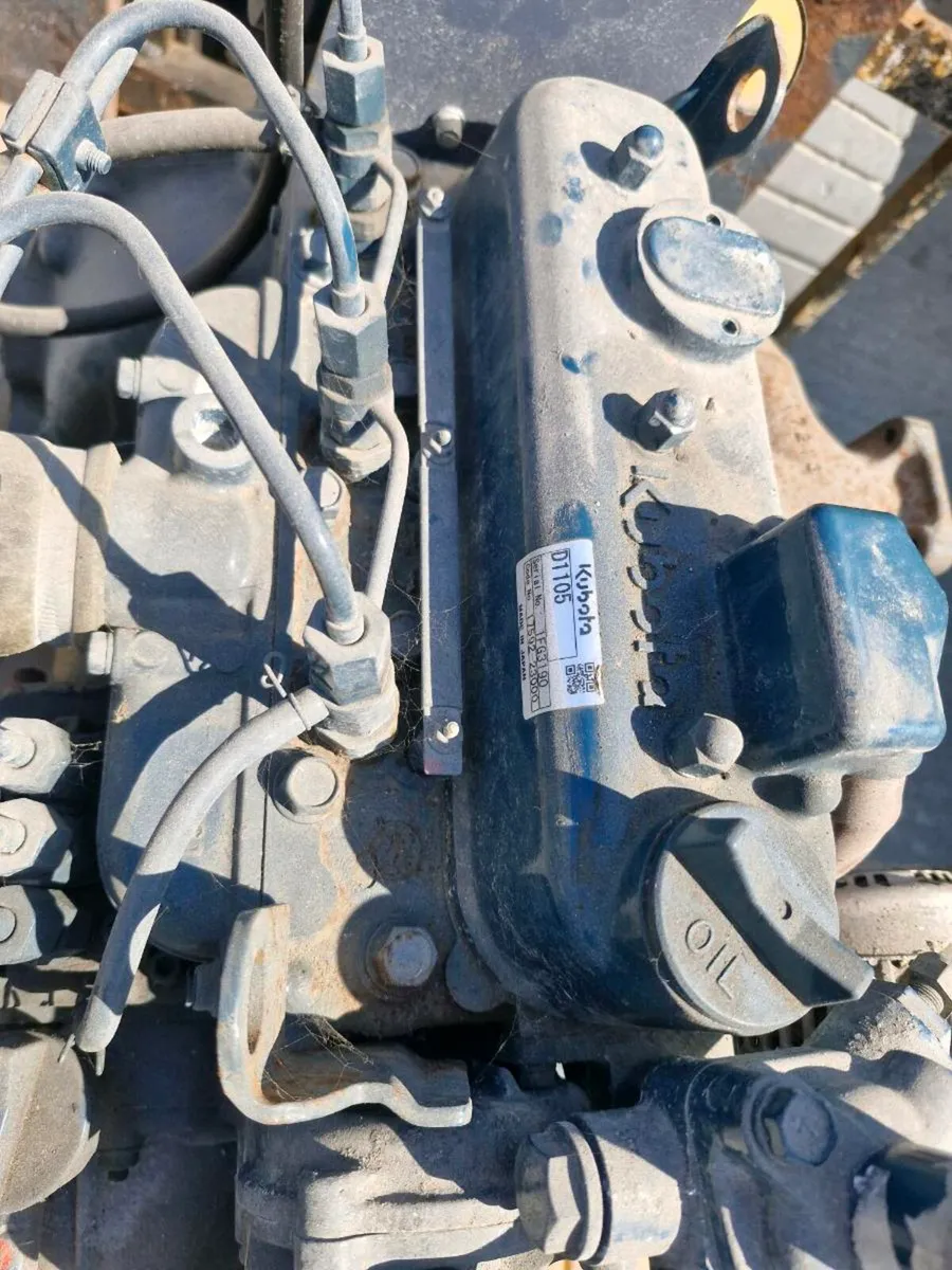Kubota engine - Image 4