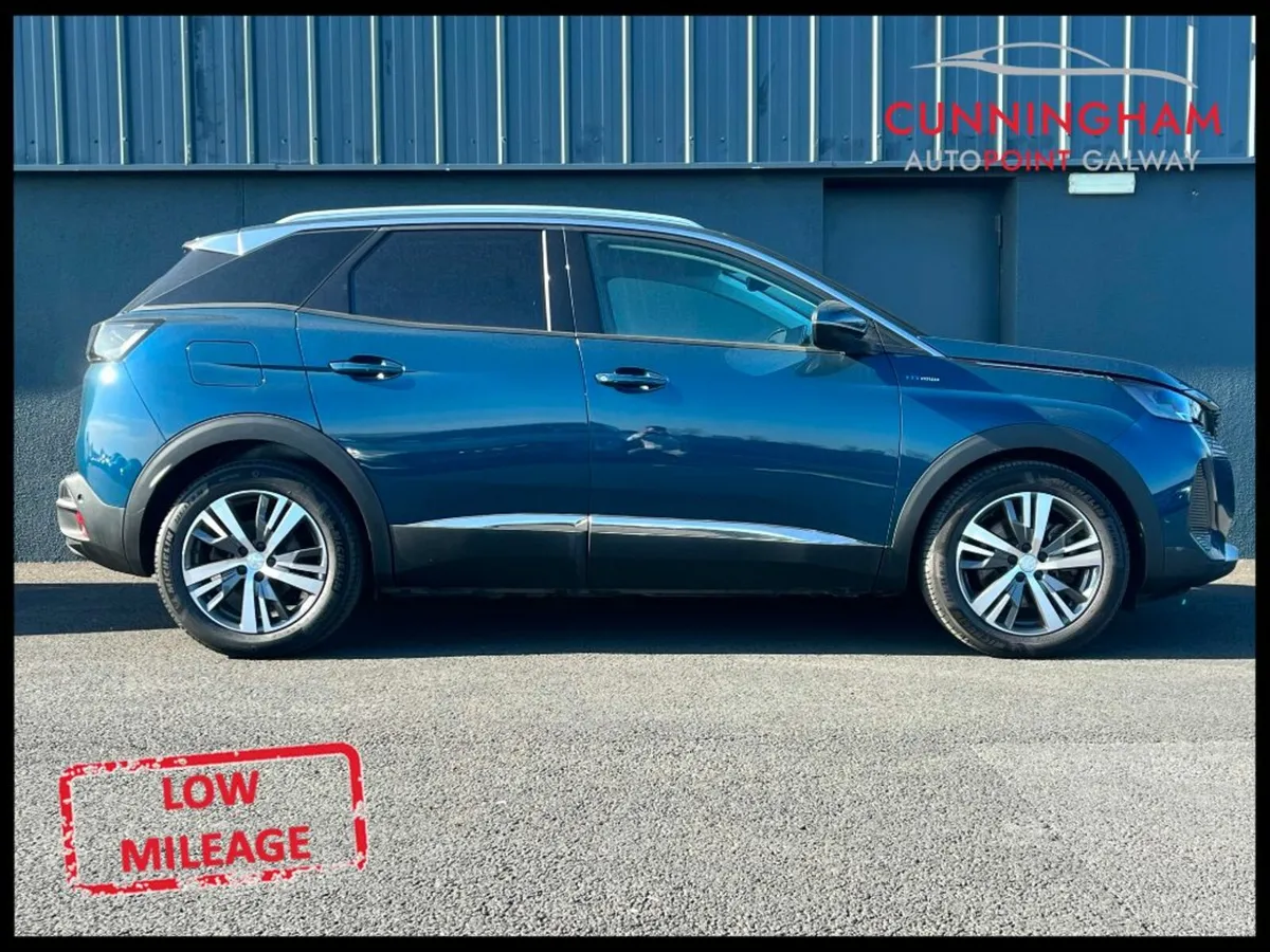 Peugeot 3008 Allure 1.6 Plug In Hybrid (225BHP) - Image 3