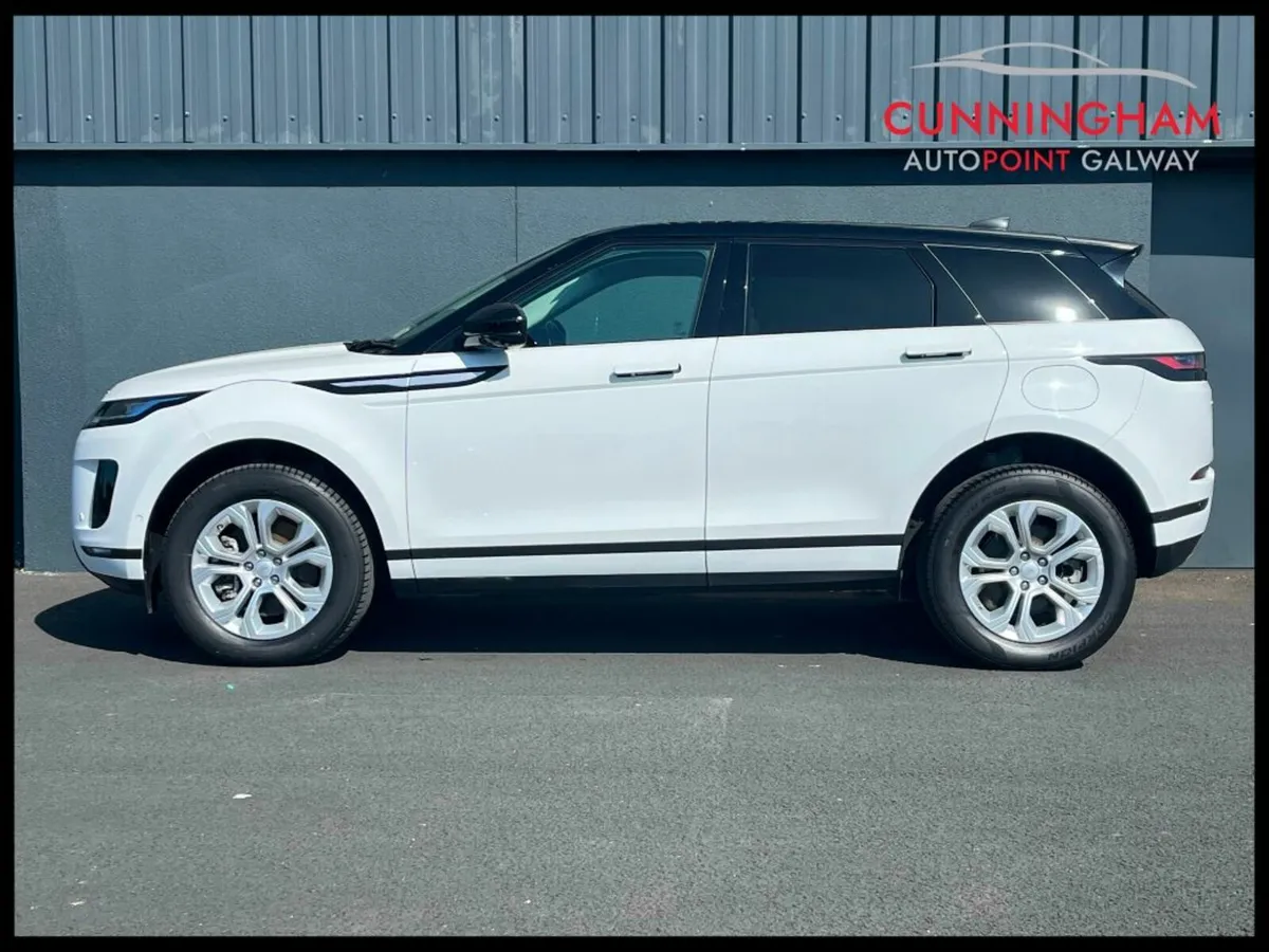 Land Rover Range Rover Evoque P300e AWD PHEV Auto - Image 4