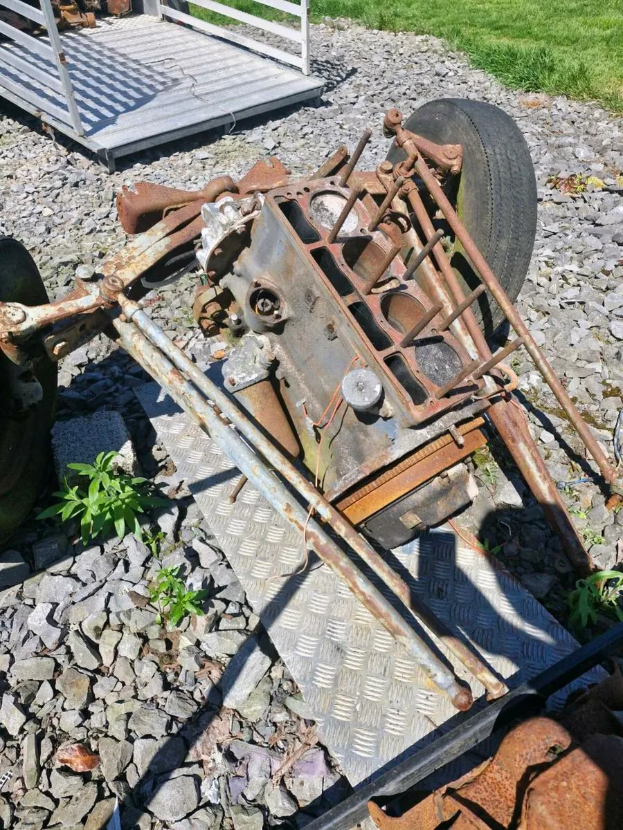 Ferguson 20 parts  dexta bonnet - Image 1