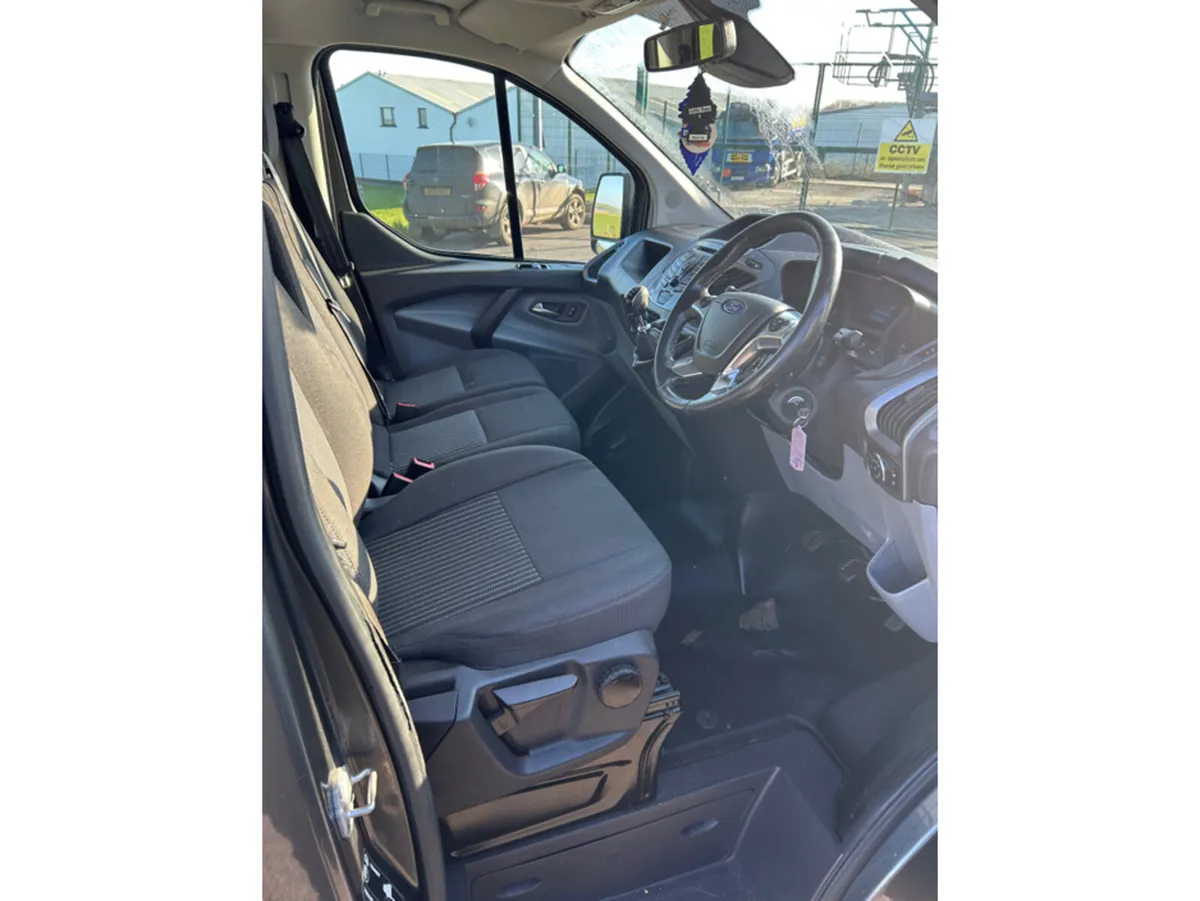Ford Transit Custom 2016 - Image 2