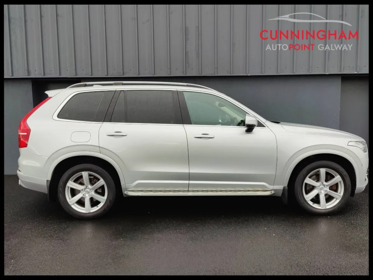 Volvo XC90 D5 AWD Edition Auto - Image 3