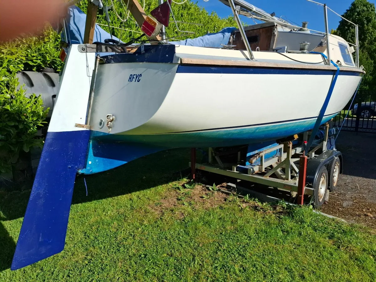 Sailing Boat - Image 3