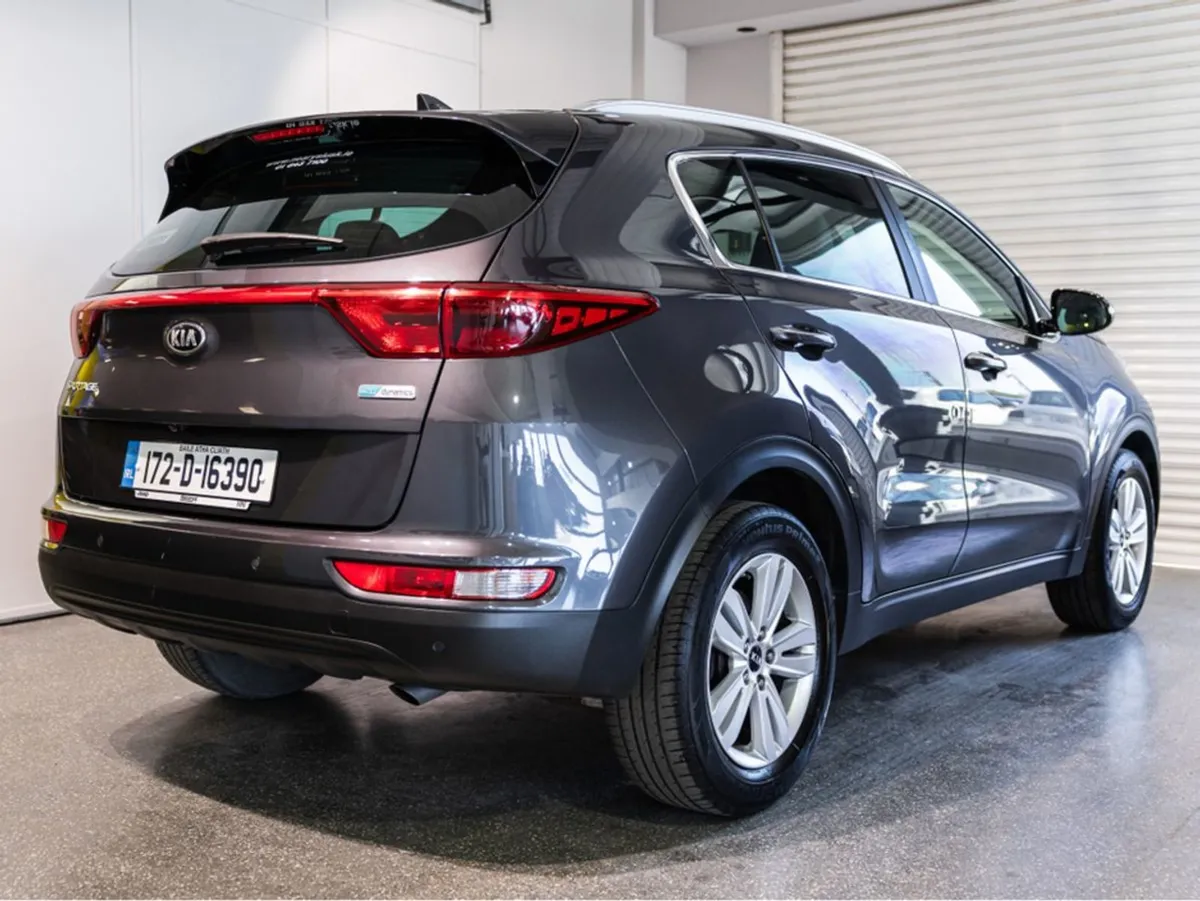 Kia Sportage 1.7 Platinum 5DR - Image 4